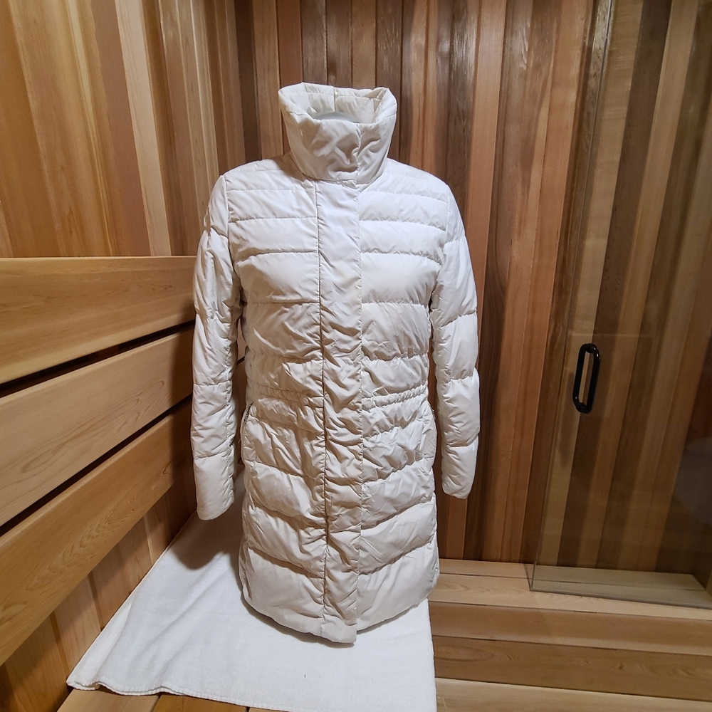 Tommy Hilfiger winter Jacket/ Sz Medium